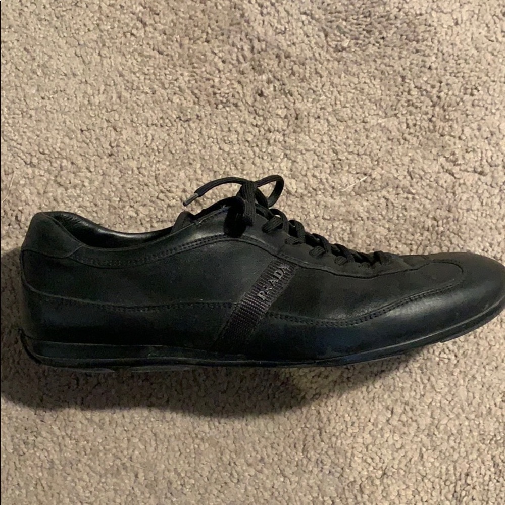 Prada driveling shows 10